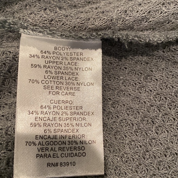 RXB Long Sleeve Waffle Weave Tunic Size: M - Picture 12 of 13